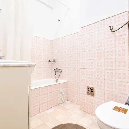 3 Bedroom In Benfica 아파트 리스본