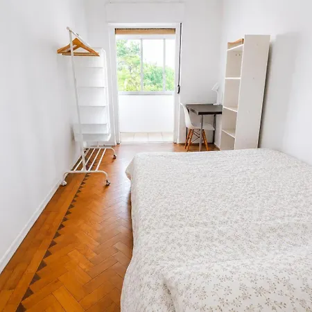 3 Bedroom In Benfica * 리스본